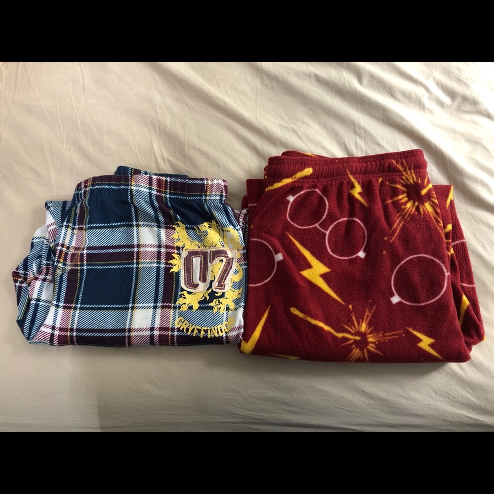 Harry Potter Lounge Pants lot PJs Gryffindor